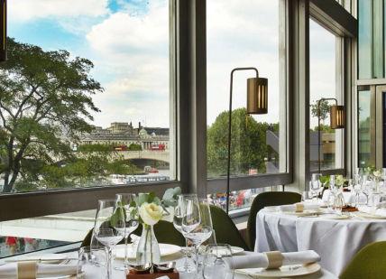 An image of a restaurant with a view of the city, D&D - Skylon. D&D - Skylon