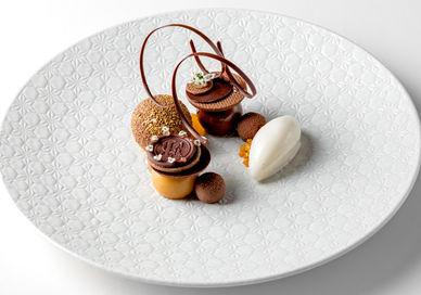 An image of a desert from a tasting menu. Frog by Adam Handling