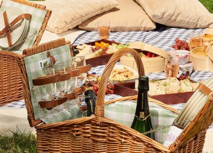 An image of hamper