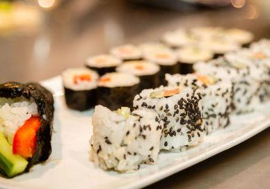 An image of a plate of su sui, Private Online Sushi Workshop. Avenue Cookery School
