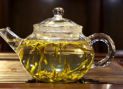 An image of a tea pot with a tea in it, Gong Fu Tea Masterclass. The Chinese Tea Company