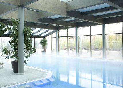 An image of a pool with a plant in it, Couples' Seven-Night Mayr Health Retreat. Gesundheitszentrum Igls GmbH (Parkhotel Igls)