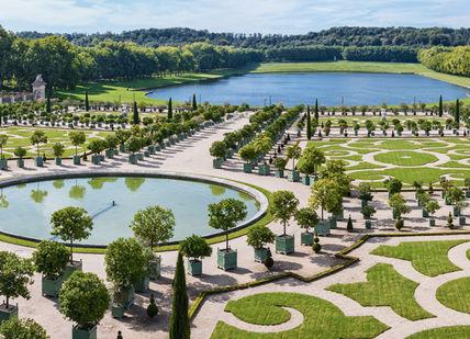 An image of the gardens of versailles, Michelin star tasting menu at one of the city's top restaurants.