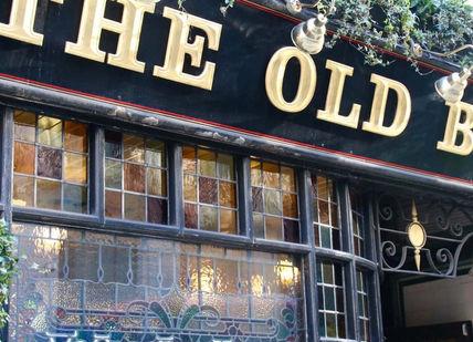 Tales of Taverns: Historic London Pub Tour