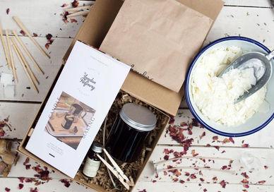 An image of a box of food and a spoon, Online Candle-Making Workshop. The London Refinery