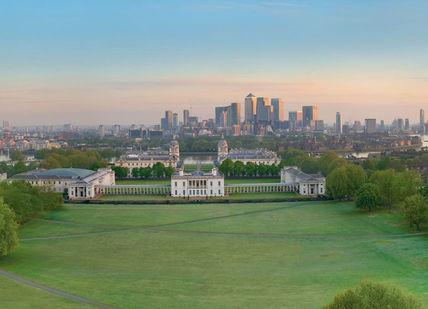 An image of the city skyline from the top of greenwich hill, Royal Museums Greenwich Day Pass. Royal Museums Greenwich