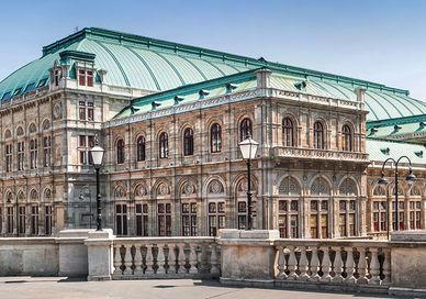 An image of a building in the city, Best available seats. Vienna State Opera