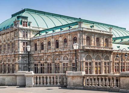 An image of a building in the city, Best available seats. Vienna State Opera
