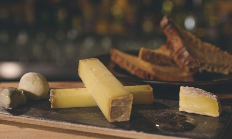 Cheese and French nibbles at Baranis