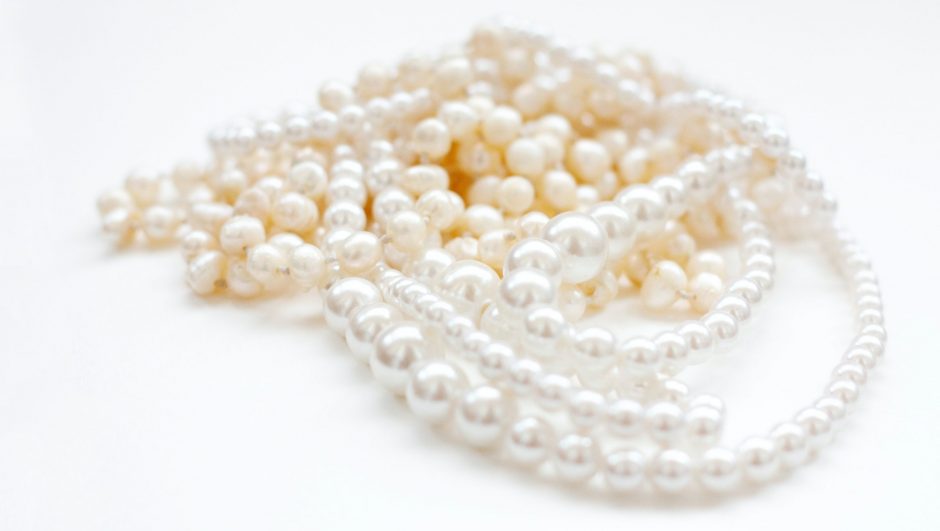 How to Tell if Pearls are Real or Fake