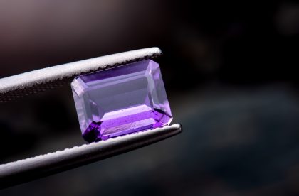 Purple sapphire gemstone