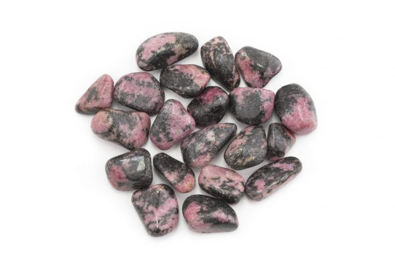 rhodonite stones