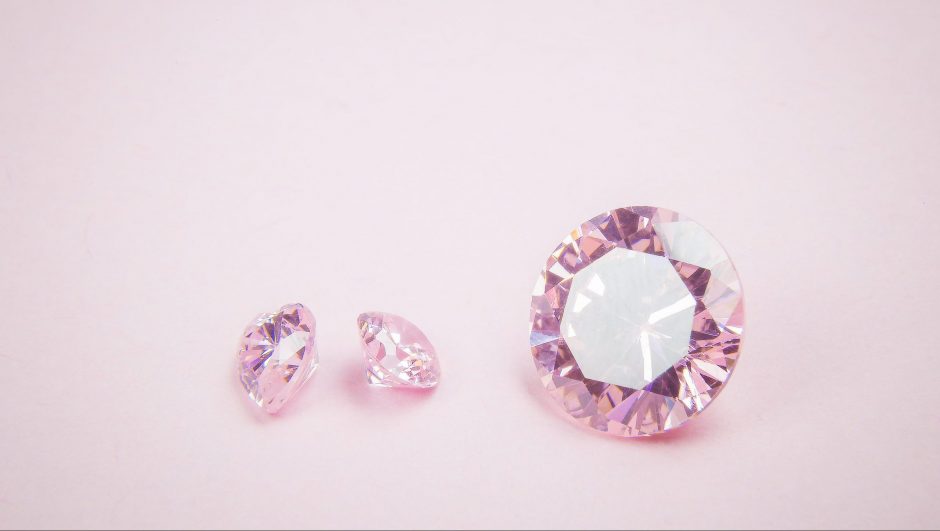 Three pink diamonds macro