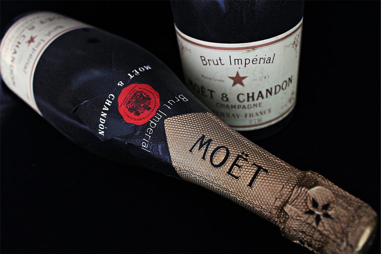 A Guide To Brut Champagne: What is Brut and What does Brut Taste Like?