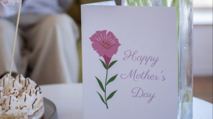 mother's day card and cake